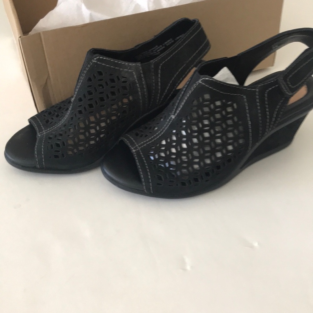 Size 6 never worn